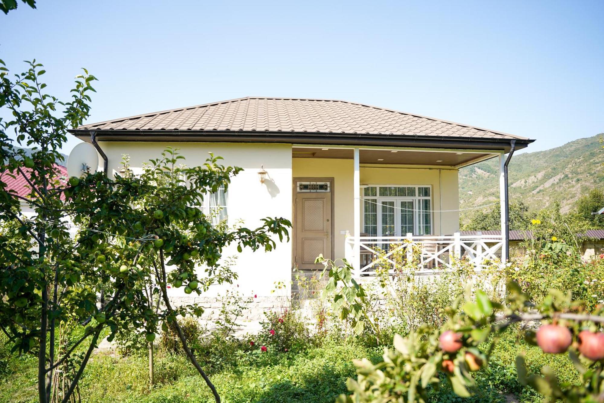 Abbasov'S Guest House-In Lahij Lahic Екстер'єр фото